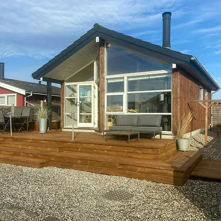 Newer House With Loft 25 M From Hébergement de vacances Kerteminde